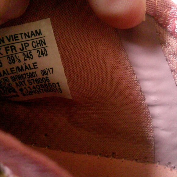 Adidas NMD R1 Women's Running Shoes Size 7.5  Salmon Raw Pink - Picture 4 of 5